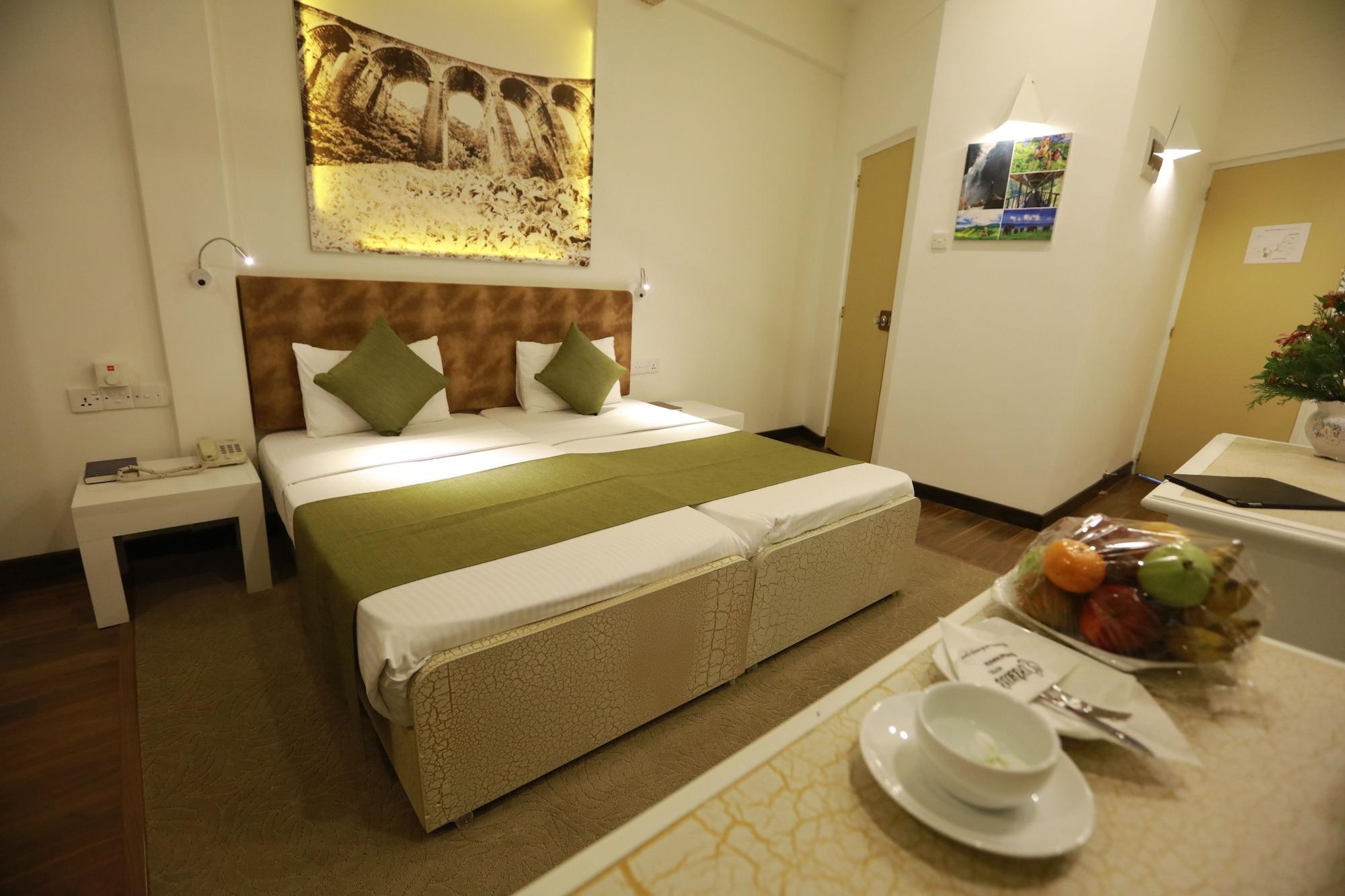 Orient Hotel Бандаравела Екстериор снимка