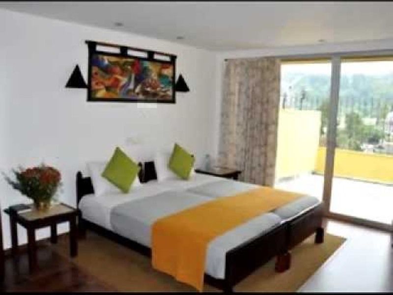 Orient Hotel Бандаравела Екстериор снимка